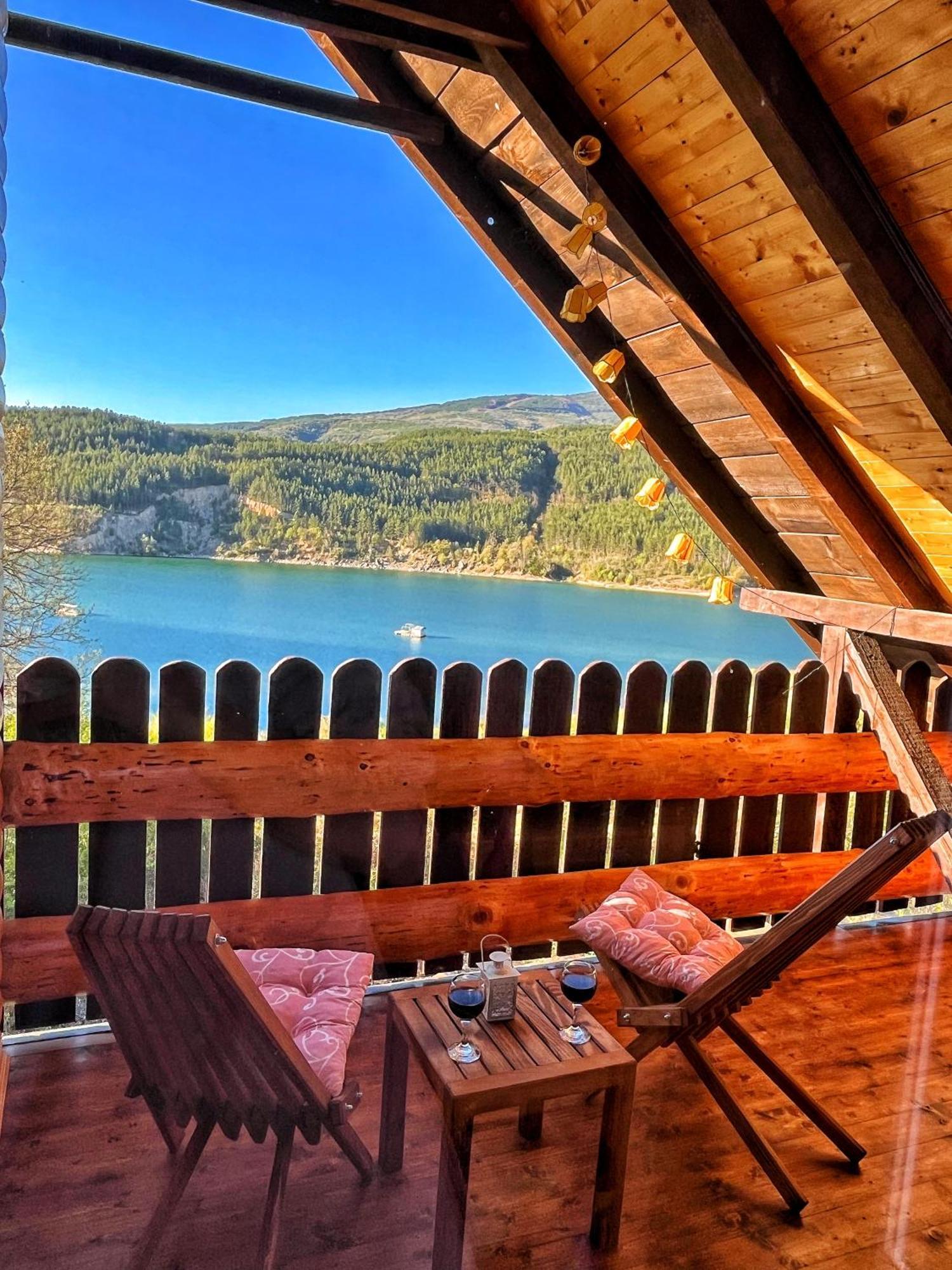Zavojsko Jezero - Vila Jezero Pirot Dış mekan fotoğraf