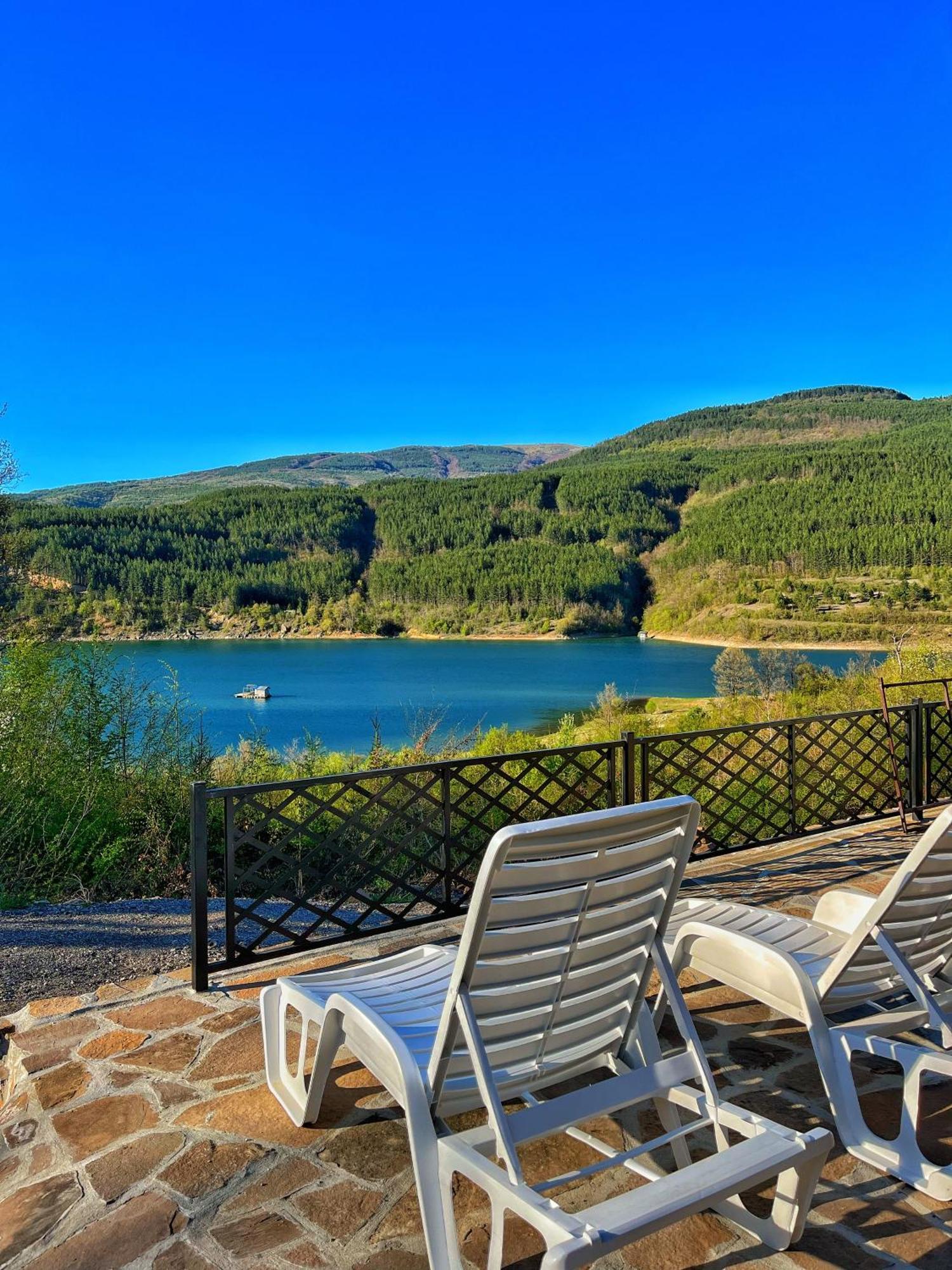 Zavojsko Jezero - Vila Jezero Pirot Dış mekan fotoğraf